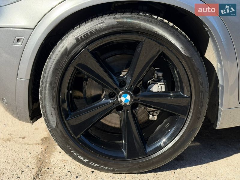 Внедорожник / Кроссовер BMW X5 2012 в Житомире