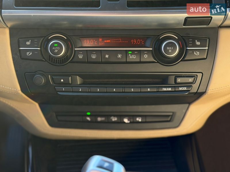 Внедорожник / Кроссовер BMW X5 2012 в Житомире