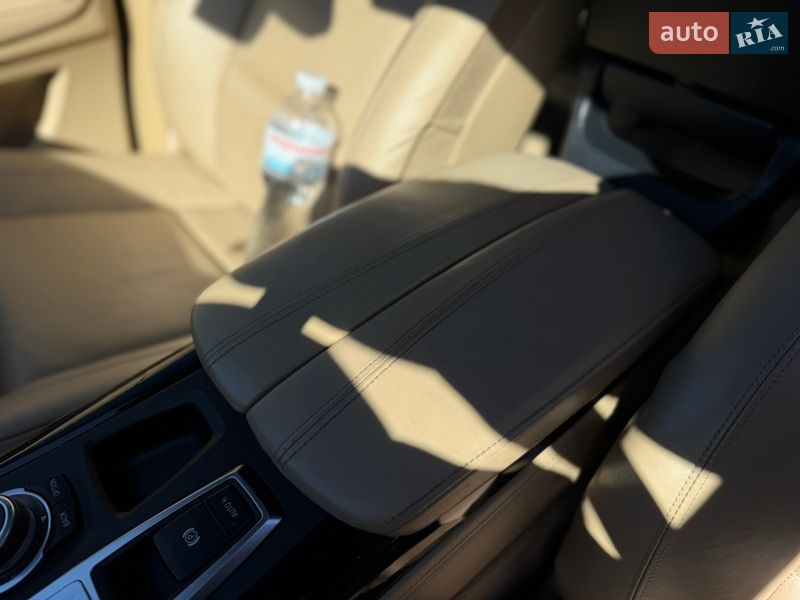 Внедорожник / Кроссовер BMW X5 2012 в Житомире