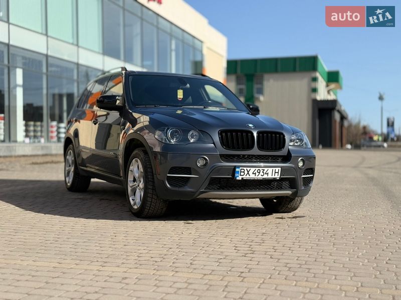 Внедорожник / Кроссовер BMW X5 2010 в Хмельницком