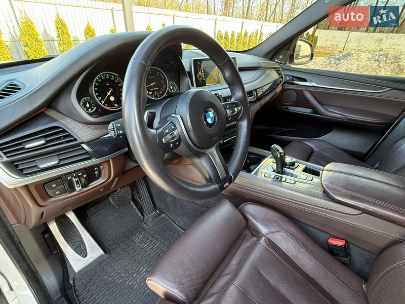 Позашляховик / Кросовер BMW X5 2015 в Луцьку