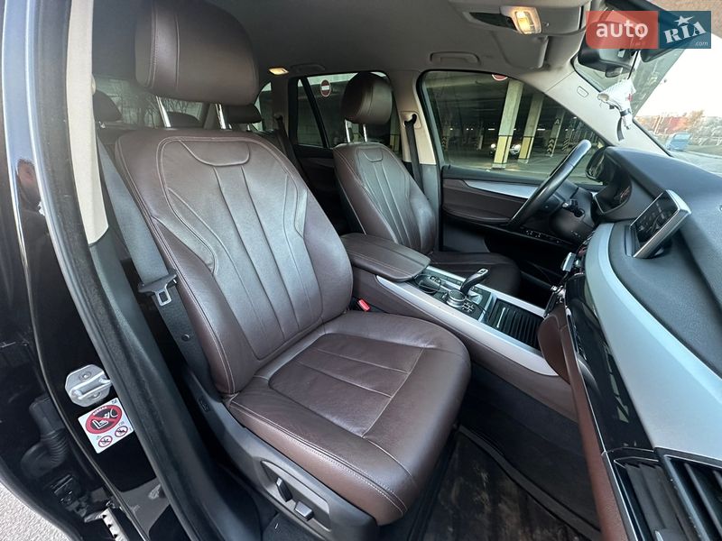 Внедорожник / Кроссовер BMW X5 2016 в Киеве