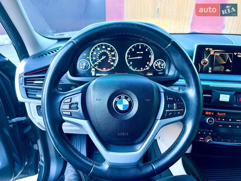 Внедорожник / Кроссовер BMW X5 2015 в Дубно