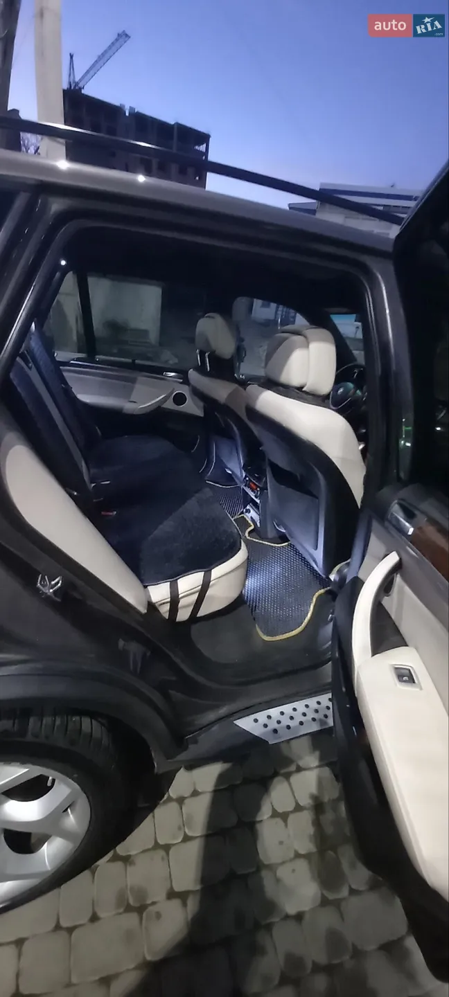 2010 BMW X5 - мініатюра 14