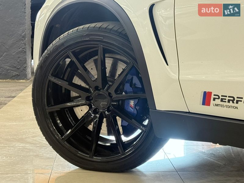 Внедорожник / Кроссовер BMW X5 2017 в Николаеве