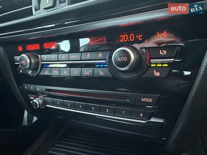 Внедорожник / Кроссовер BMW X5 2016 в Киеве