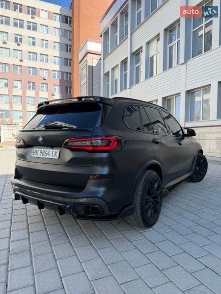Внедорожник / Кроссовер BMW X5 2019 в Ровно