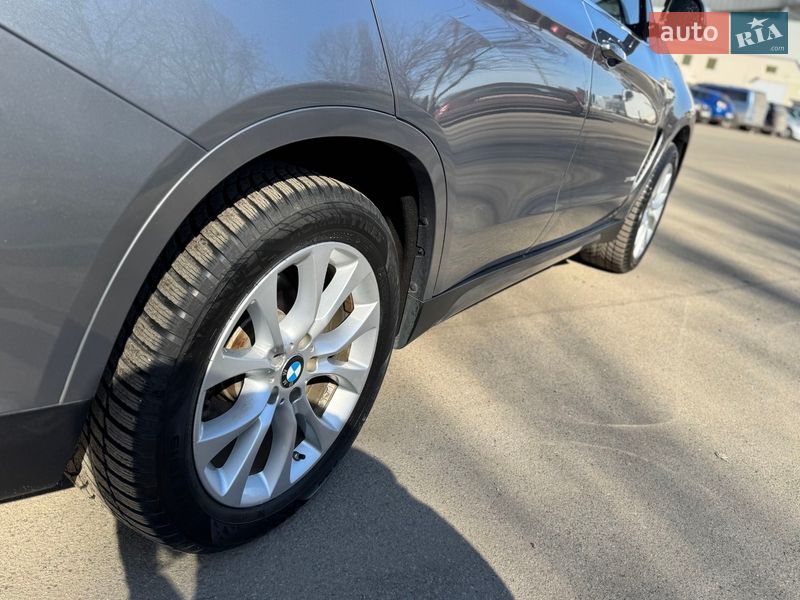 Позашляховик / Кросовер BMW X5 2014 в Києві
