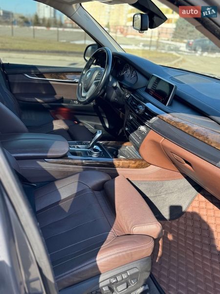 Позашляховик / Кросовер BMW X5 2014 в Києві