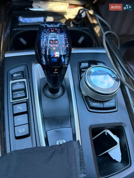 Позашляховик / Кросовер BMW X5 2013 в Чернівцях