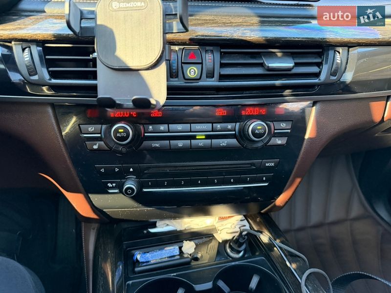 Позашляховик / Кросовер BMW X5 2013 в Чернівцях