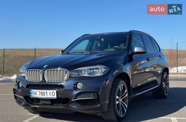 Позашляховик / Кросовер BMW X5 2016 в Рівному