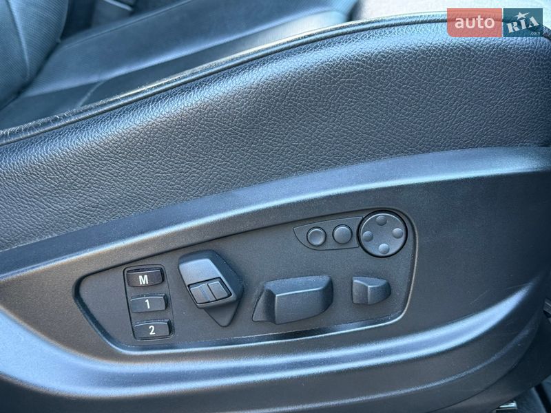 Внедорожник / Кроссовер BMW X5 2012 в Ровно