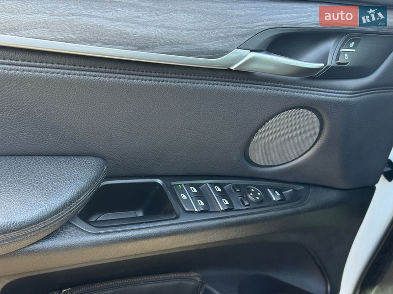 Внедорожник / Кроссовер BMW X5 2014 в Киеве
