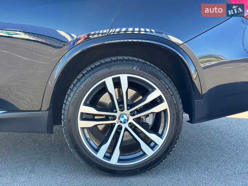 Позашляховик / Кросовер BMW X5 2016 в Рівному