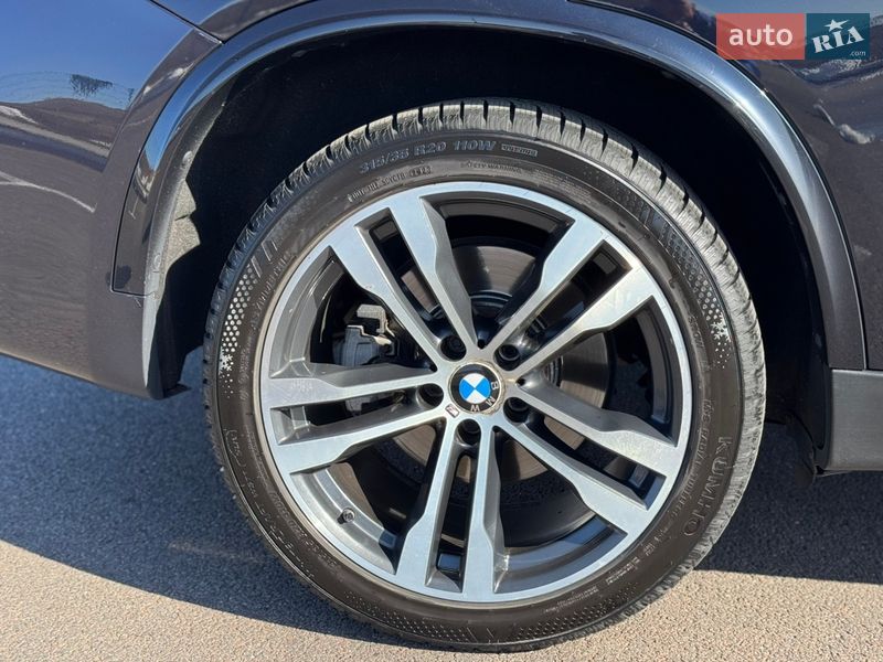 Позашляховик / Кросовер BMW X5 2016 в Рівному