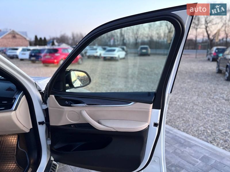 Внедорожник / Кроссовер BMW X5 2017 в Коломые