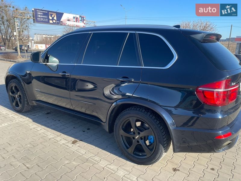Позашляховик / Кросовер BMW X5 2012 в Києві