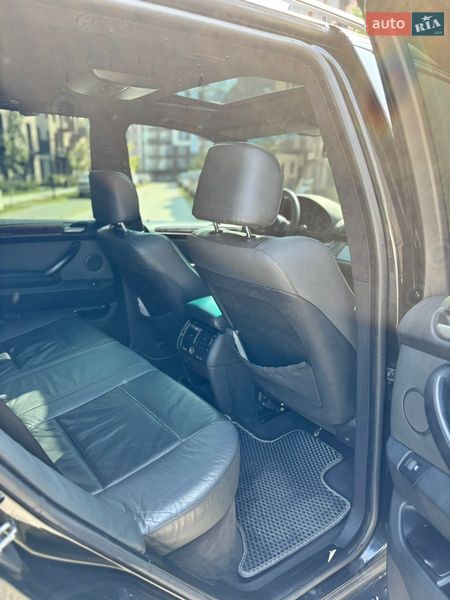 Внедорожник / Кроссовер BMW X5 2001 в Ивано-Франковске