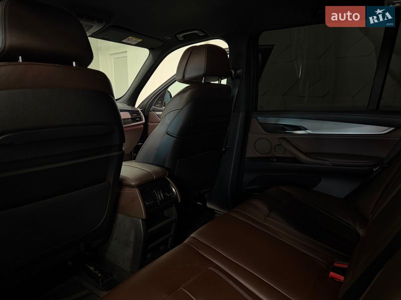 Внедорожник / Кроссовер BMW X5 2014 в Тернополе