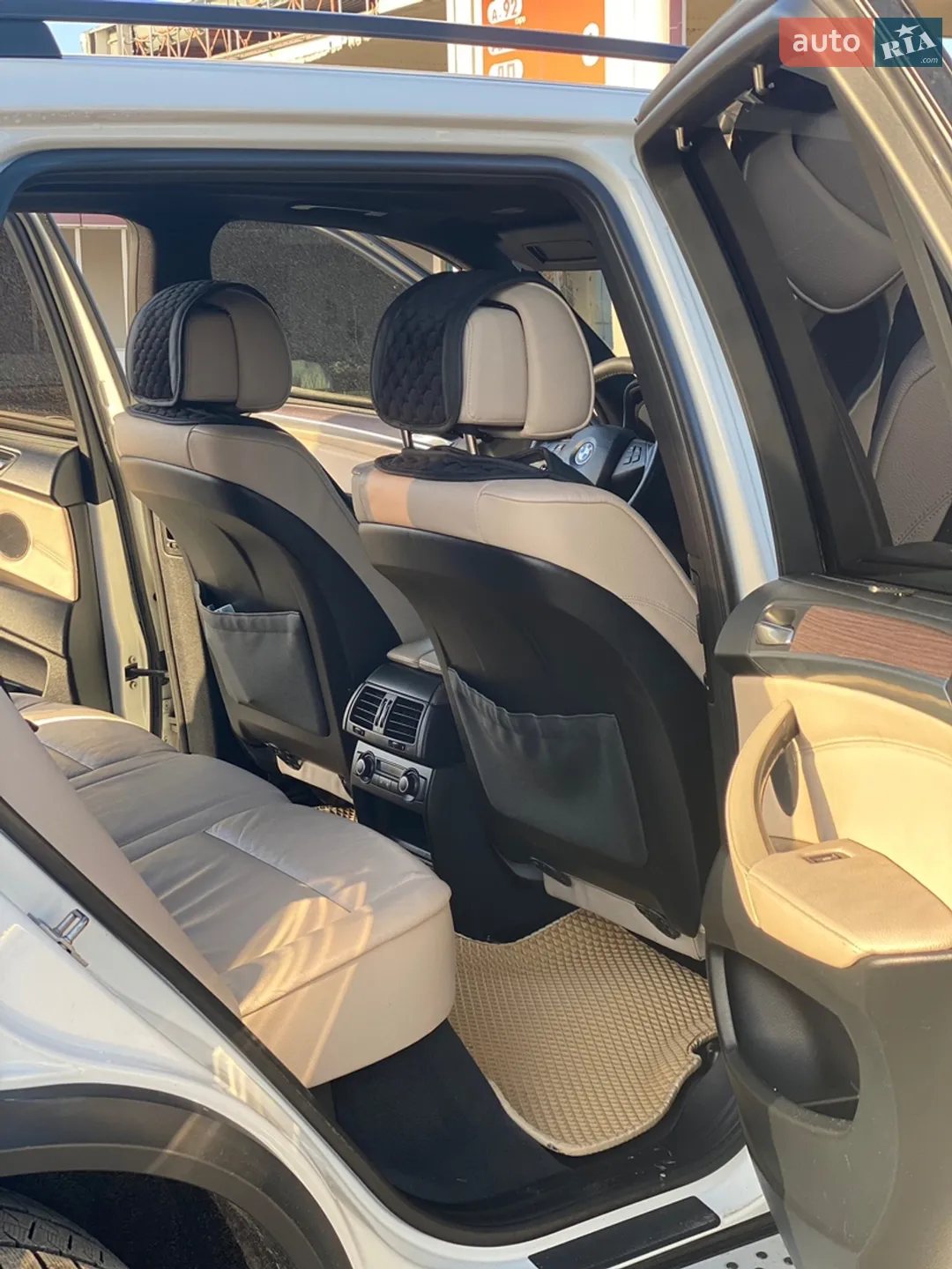 2010 BMW X5 - мініатюра 15