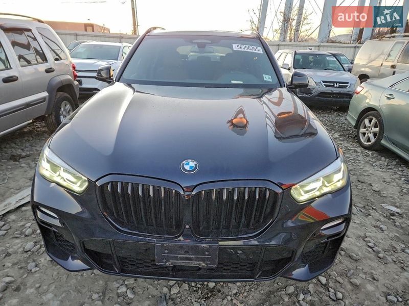 Внедорожник / Кроссовер BMW X5 2021 в Киеве