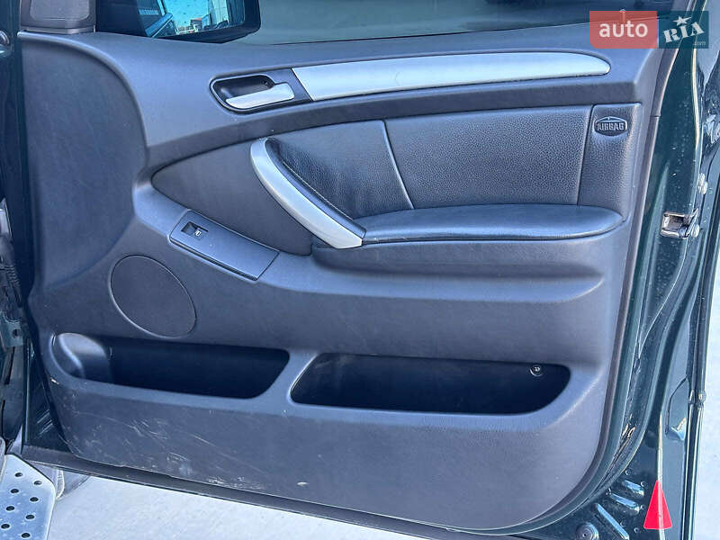 Позашляховик / Кросовер BMW X5 2003 в Львові