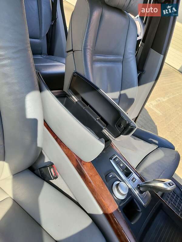 Внедорожник / Кроссовер BMW X5 2007 в Черноморске