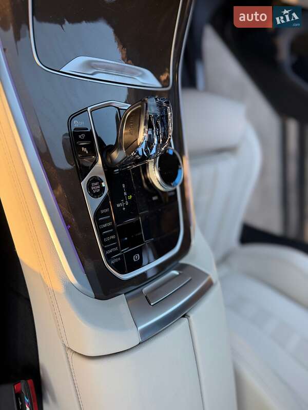 Внедорожник / Кроссовер BMW X5 2021 в Киеве