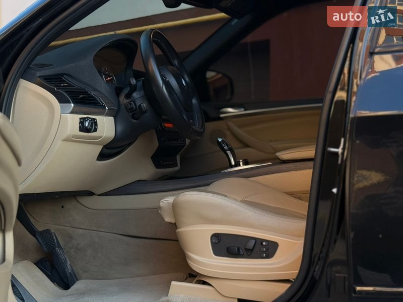 Внедорожник / Кроссовер BMW X5 2011 в Ивано-Франковске