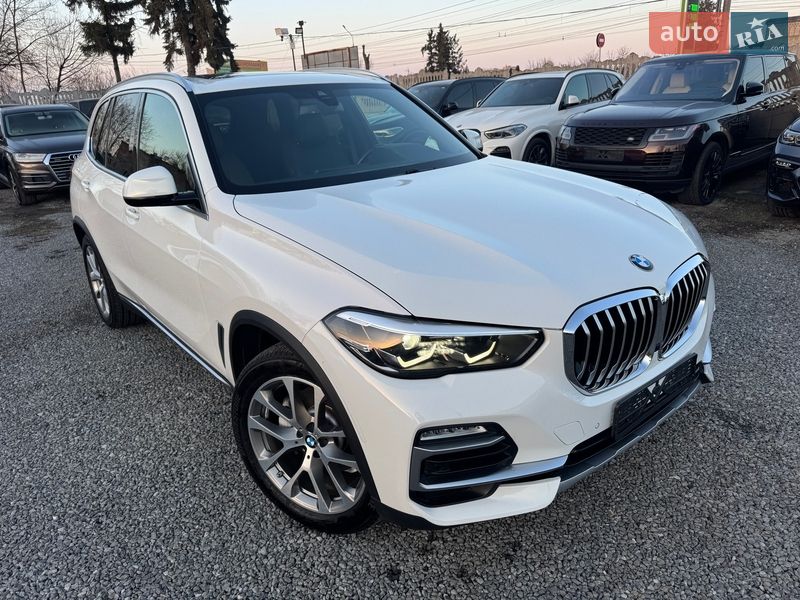Внедорожник / Кроссовер BMW X5 2019 в Тернополе
