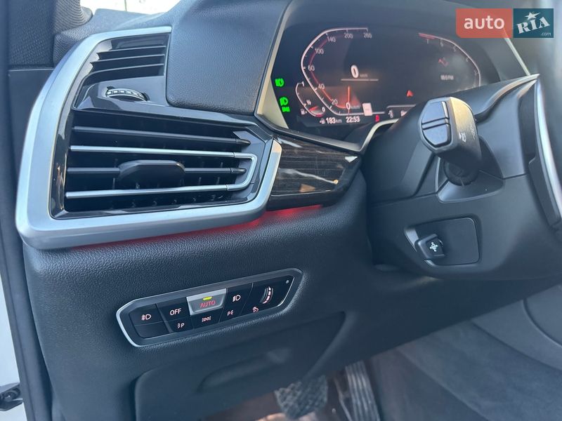 Внедорожник / Кроссовер BMW X5 2019 в Тернополе