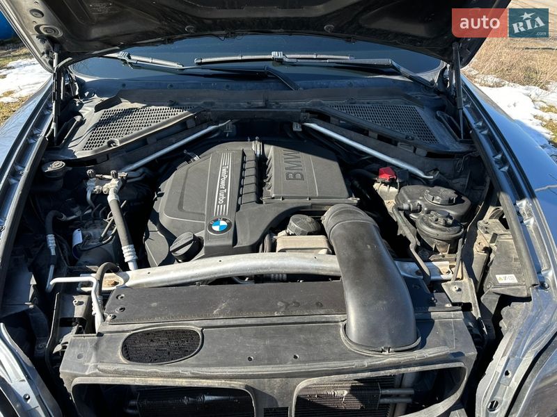 Внедорожник / Кроссовер BMW X5 2010 в Борисполе