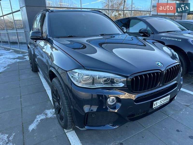 Внедорожник / Кроссовер BMW X5 2015 в Луцке
