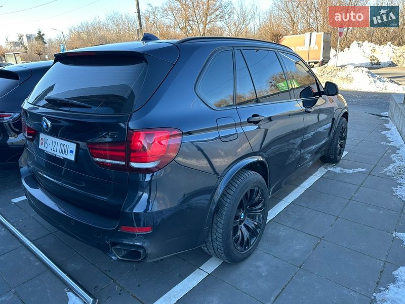 Внедорожник / Кроссовер BMW X5 2015 в Луцке
