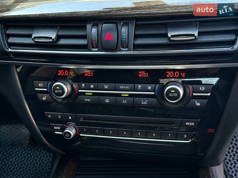 Внедорожник / Кроссовер BMW X5 2016 в Николаеве