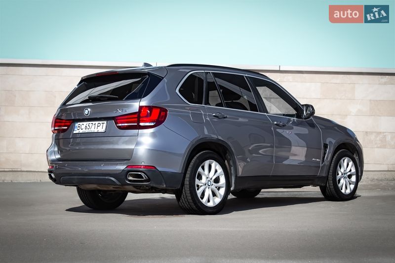 Внедорожник / Кроссовер BMW X5 2016 в Киеве
