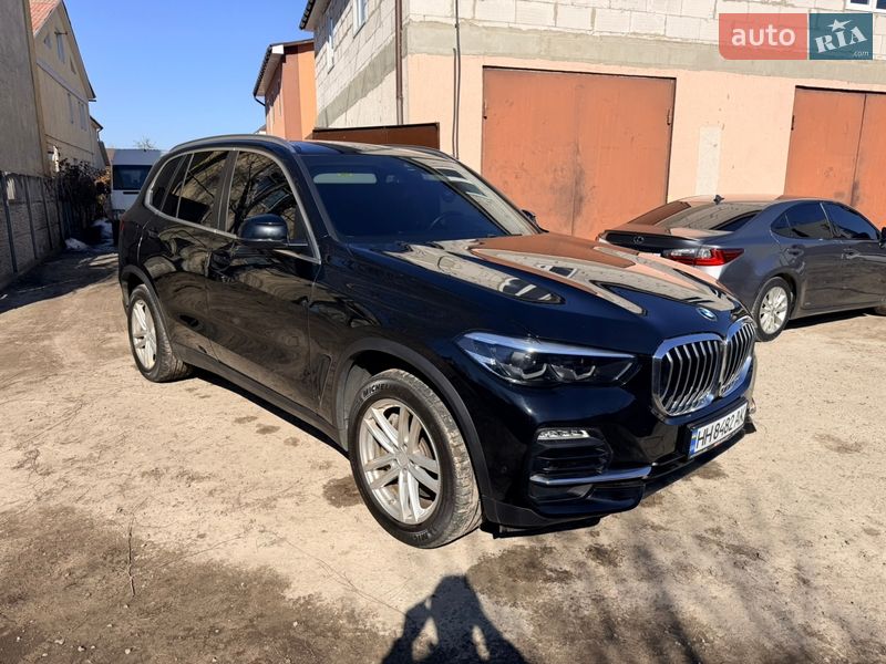 Позашляховик / Кросовер BMW X5 2021 в Києві