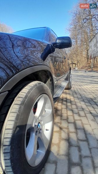 Внедорожник / Кроссовер BMW X5 2002 в Кременце