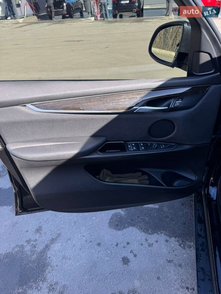 Внедорожник / Кроссовер BMW X5 2016 в Киеве