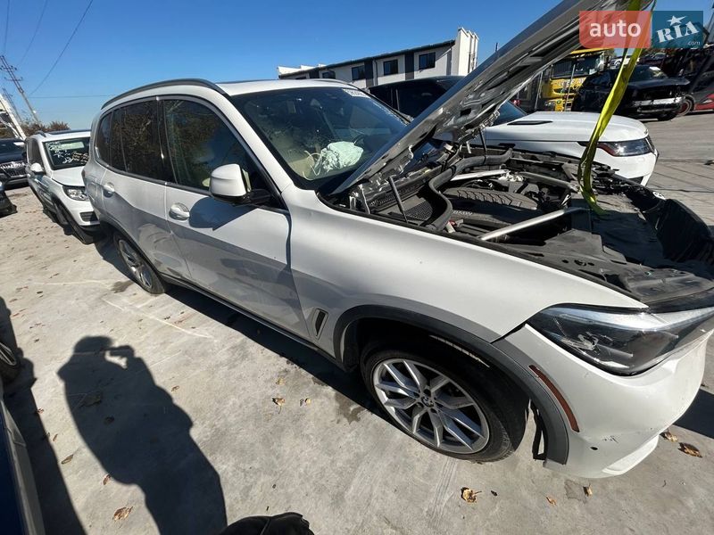 Позашляховик / Кросовер BMW X5 2020 в Львові