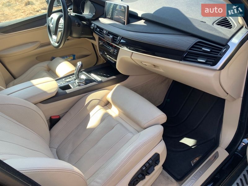 Внедорожник / Кроссовер BMW X5 2018 в Хмельницком