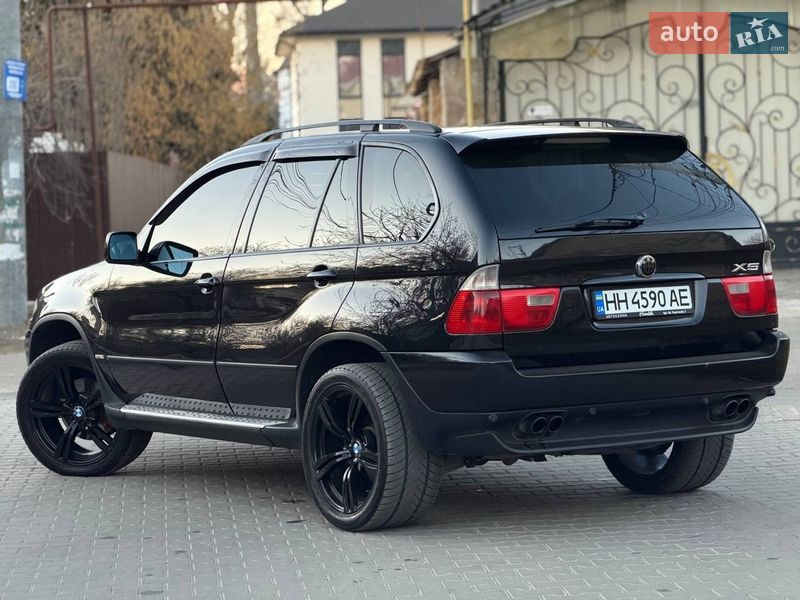 Внедорожник / Кроссовер BMW X5 2005 в Одессе