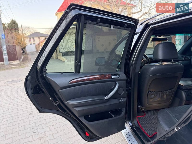 Внедорожник / Кроссовер BMW X5 2005 в Одессе
