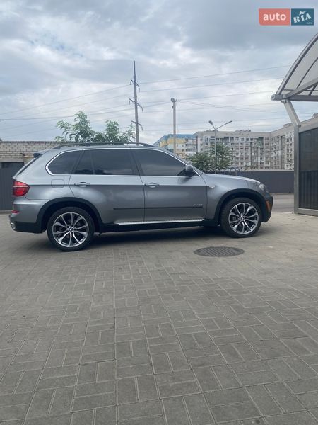 Внедорожник / Кроссовер BMW X5 2013 в Днепре