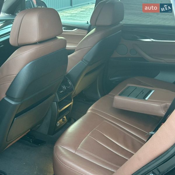 Внедорожник / Кроссовер BMW X5 2016 в Дубно