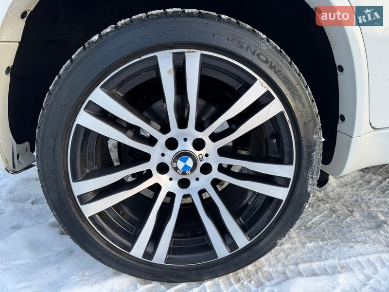 Позашляховик / Кросовер BMW X5 2010 в Чернівцях