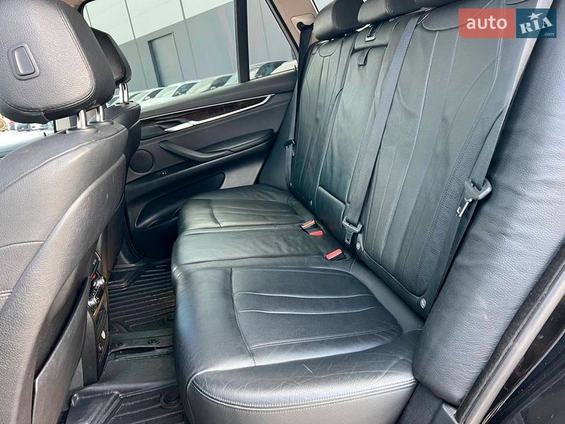 Внедорожник / Кроссовер BMW X5 2016 в Львове