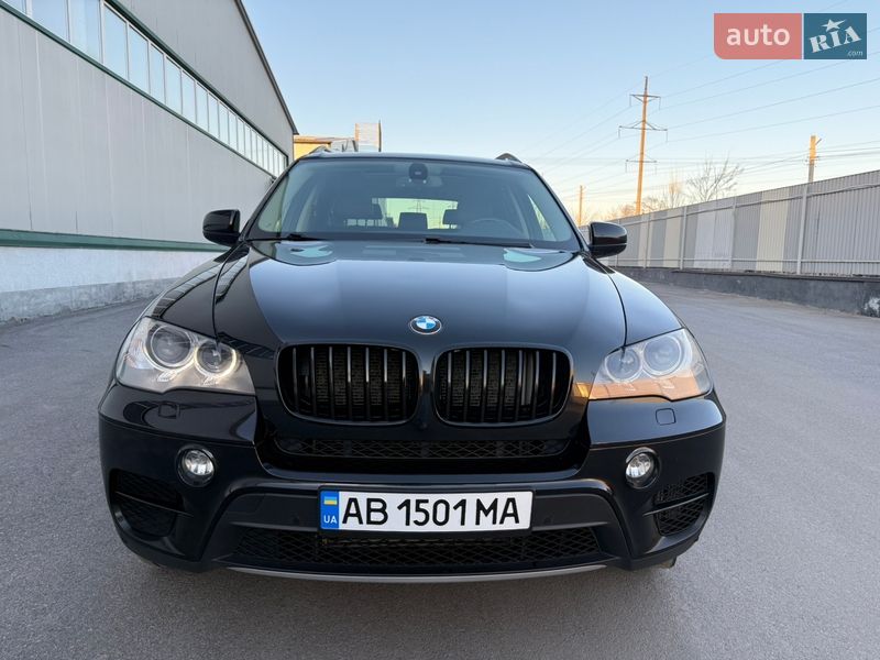 Позашляховик / Кросовер BMW X5 2011 в Вінниці