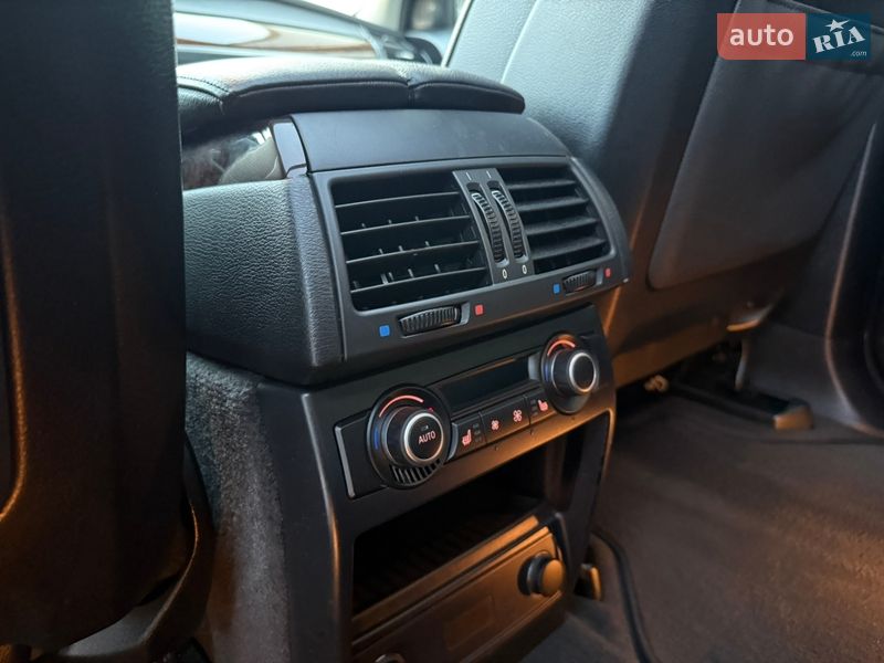 Позашляховик / Кросовер BMW X5 2011 в Вінниці